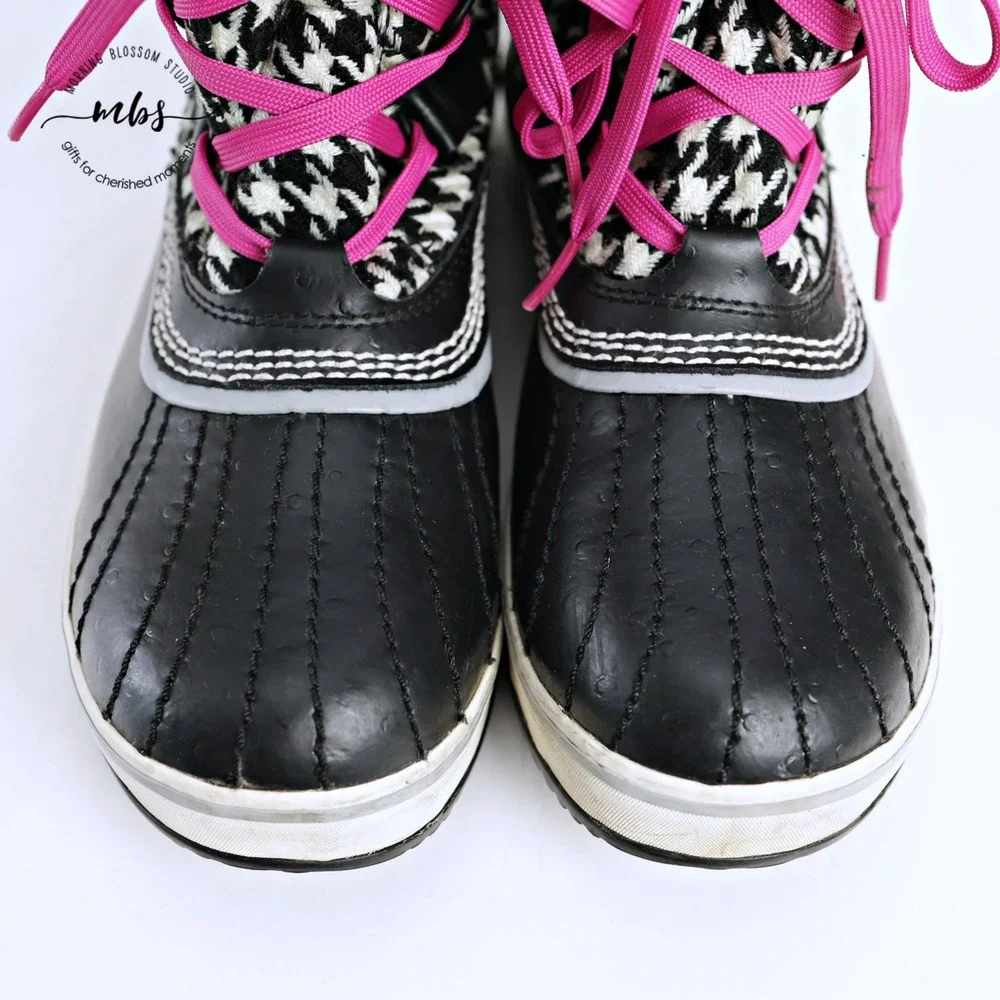 Sorel women size